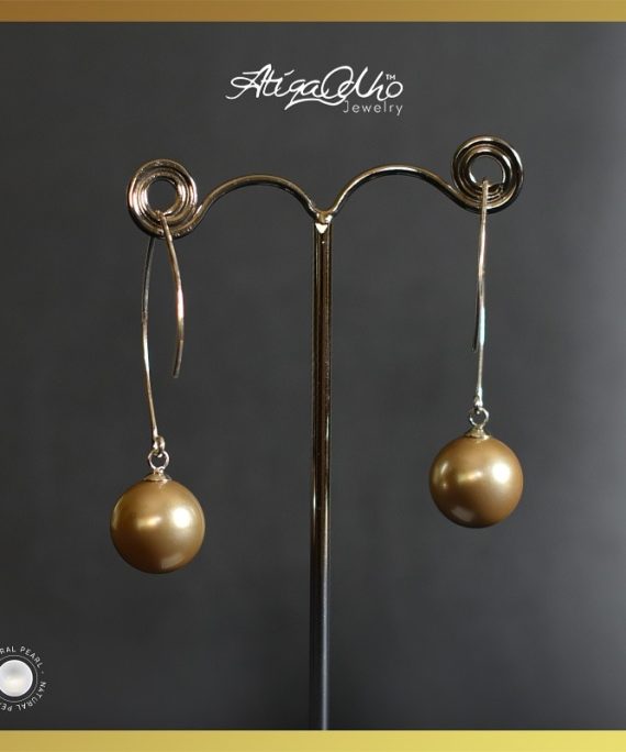 AOE-Beige Shell Pearl Long Earrings
